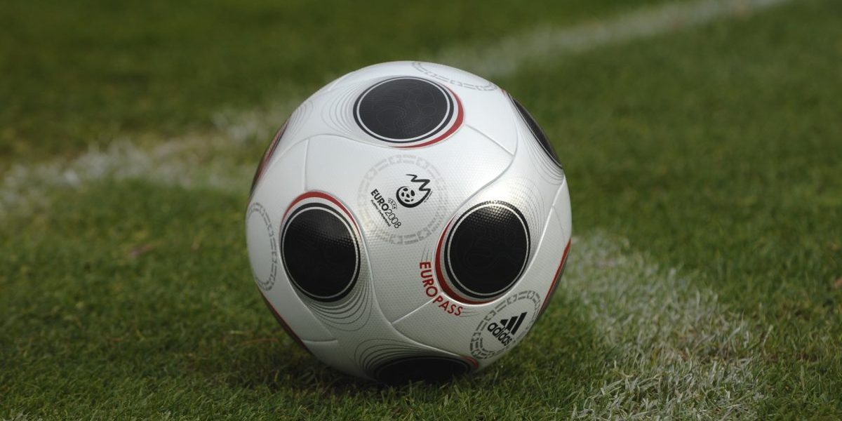 Dette var den offisielle ballen under UEFA Euro 2008. Foto: wallpaperflare.com